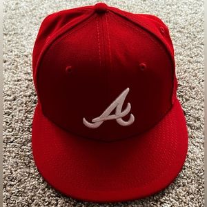 NEW ERA Men's Fitted Atlanta Braves Baseball Hat